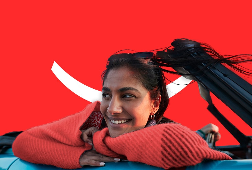 坐在車裡的女士