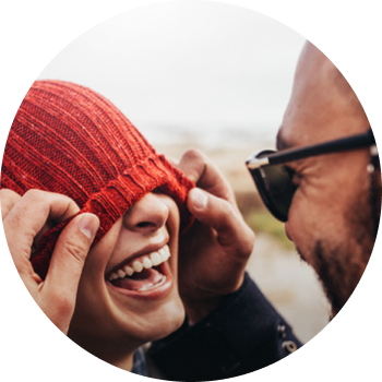 紅色背後，蘊藏綠色的意念