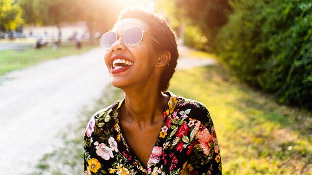 牙齒美白後管理敏感牙齒 - 高露潔台灣