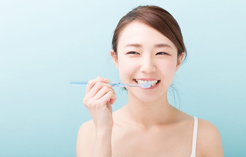 牙齦腫脹成因及舒緩方法 - 高露潔台灣